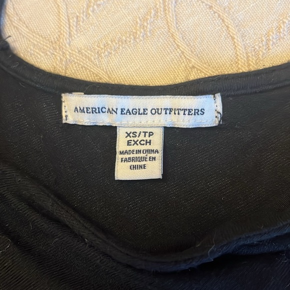 Bundle of two American Eagle Outfitters flowy cold-shoulder tops - Picture 6 of 7